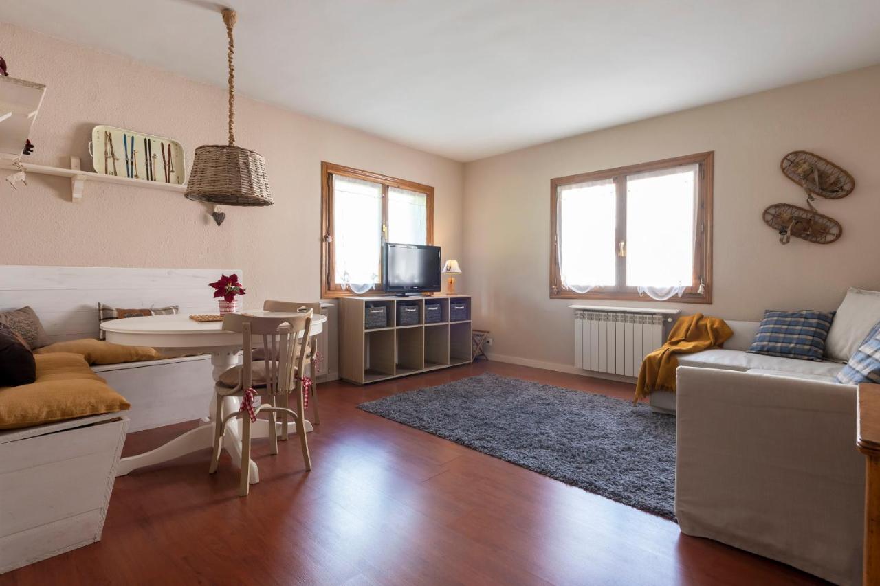 Appartamento Musales ☆ Apartamento Para 4 Personas Con Ascensor Sallent de Gállego Esterno foto